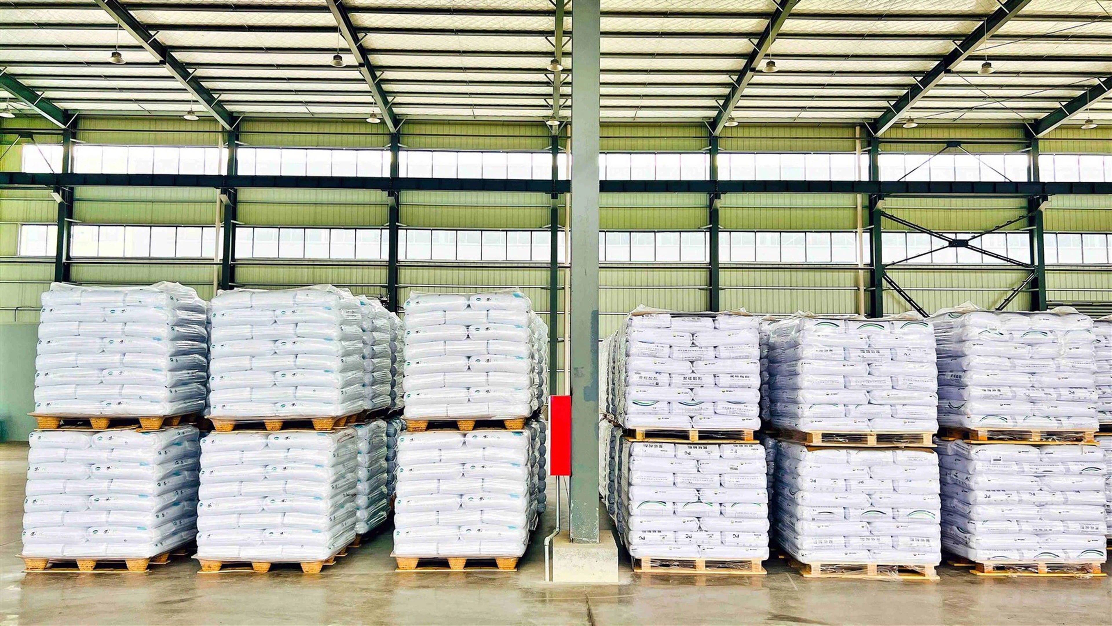 UV Coated Polycarbonate Panels UV Coated Polycarbonate Panels